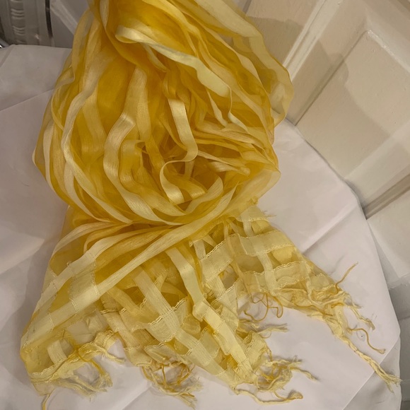 Luxurious Summer Yellow and Cream Silk Scarf - Picture 5 of 9
